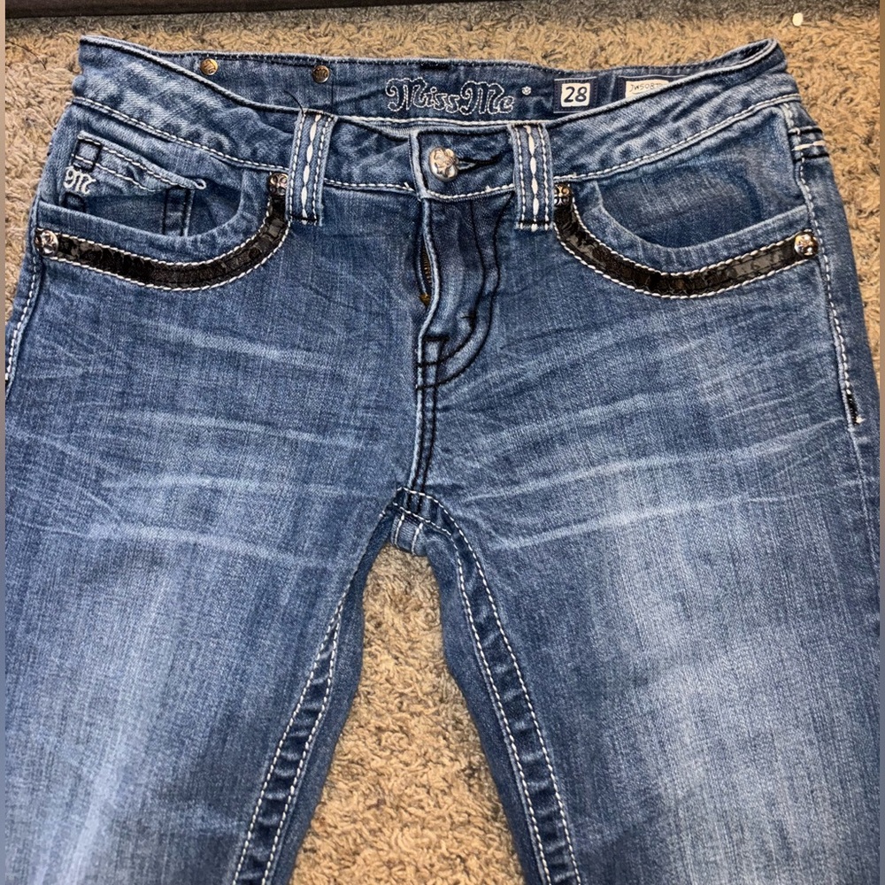 Miss Me Women's Medium Wash Low Rise Boot Cut Jeans
